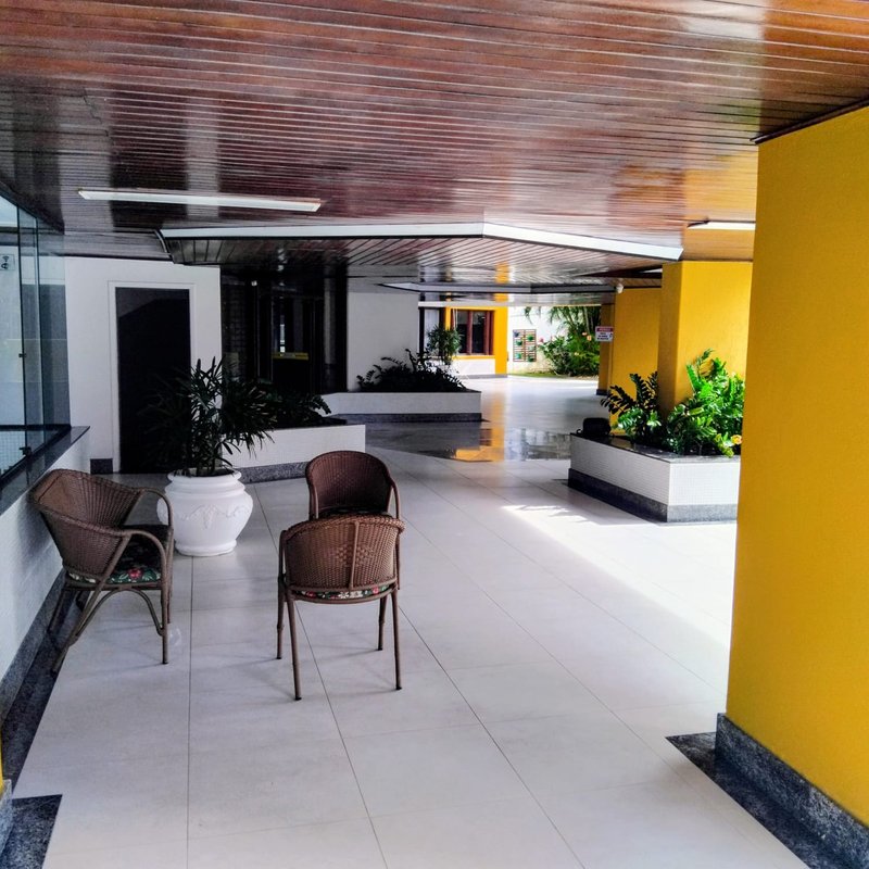 APARTAMENTO NASCENTE 3 QUARTOS SUÍTE DEPENDÊNCIA ÁREA DE SERVIÇO GARAGEM À VENDA EM BROTAS Rua Comendador Pereira da Silva Salvador - 