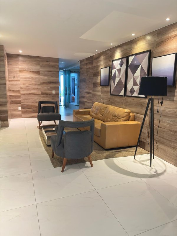 Apartamento à venda com 2 quartos sendo uma suíte, 95m² área útil por R$ 1.315.000,00 Rua Francisco da Cunha Recife - 