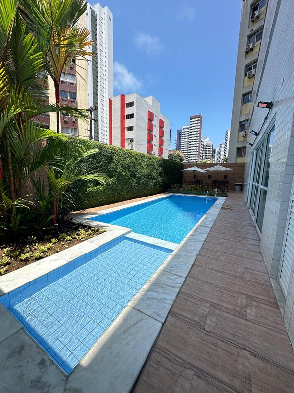 Apartamento à venda com 2 quartos sendo uma suíte, 95m² área útil por R$ 1.315.000,00 Rua Francisco da Cunha Recife - 