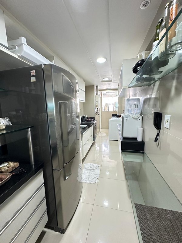 Apartamento à venda com 2 quartos sendo uma suíte, 95m² área útil por R$ 1.315.000,00 Rua Francisco da Cunha Recife - 