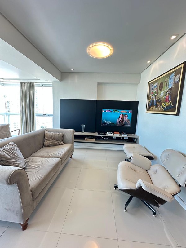 Apartamento à venda com 2 quartos sendo uma suíte, 95m² área útil por R$ 1.315.000,00 Rua Francisco da Cunha Recife - 