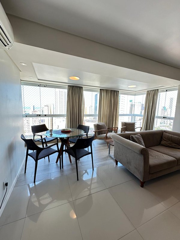 Apartamento à venda com 2 quartos sendo uma suíte, 95m² área útil por R$ 1.315.000,00 Rua Francisco da Cunha Recife - 