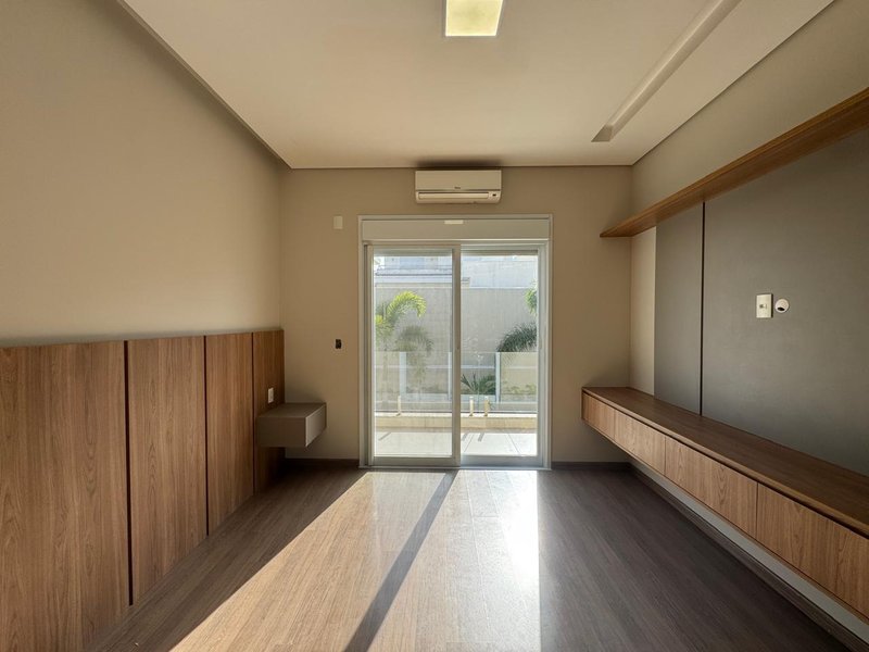 Casa Exclusiva à Venda no Swiss Park – Campinas Rodovia Anhangüera Campinas - 