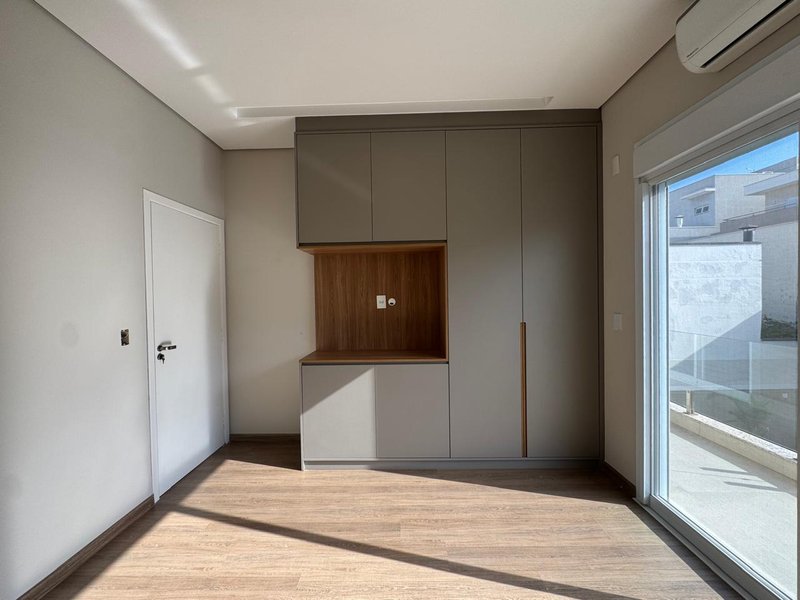 Casa Exclusiva à Venda no Swiss Park – Campinas Rodovia Anhangüera Campinas - 