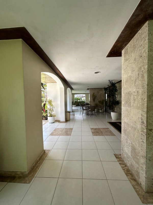 APARTAMENTO NASCENTE 3 QUARTOS SUÍTE VARANDA DEPENDÊNCIA 2 GARAGENS À VENDA NA GRAÇA! Avenida Euclydes da Cunha Salvador - 