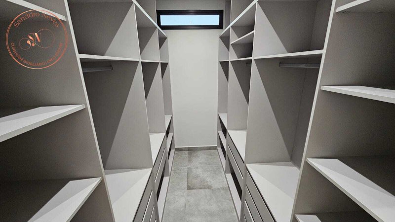 Casa T&eacute;rrea &Agrave; VENDA, 215m - 3 Su&iacute;tes- R$ 2.290.000 - Cond. Chacara Ondina - Sorocaba SP Avenida Maria Hannickel Nascimento Sorocaba - 