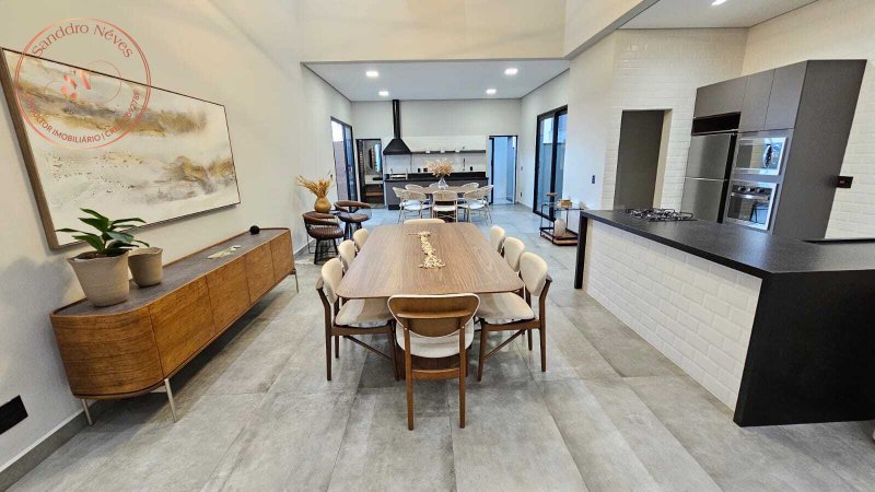 Casa T&eacute;rrea &Agrave; VENDA, 215m - 3 Su&iacute;tes- R$ 2.290.000 - Cond. Chacara Ondina - Sorocaba SP Avenida Maria Hannickel Nascimento Sorocaba - 