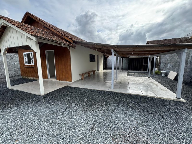 Casa no bairro Rodeio 12 Rua Geroldi Lemin Timbó - 