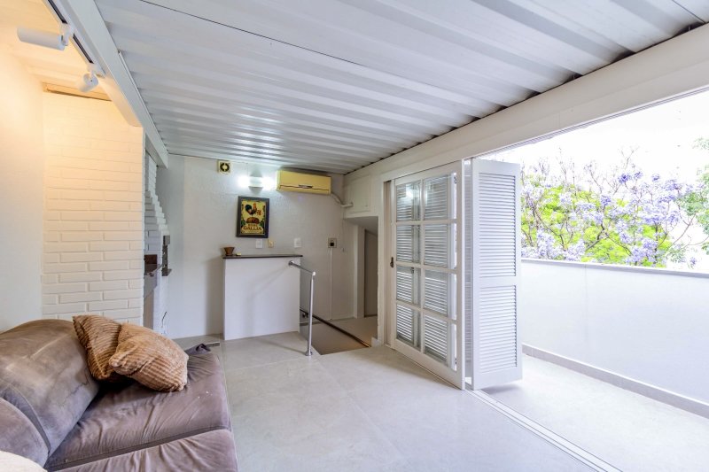 R$ 515.000 - APARTAMENTO DUPLEX - 77M2 - 1 DORM - DEP&Oacute;SITO - 1 VAGA Rua Mata Bacelar Porto Alegre - 