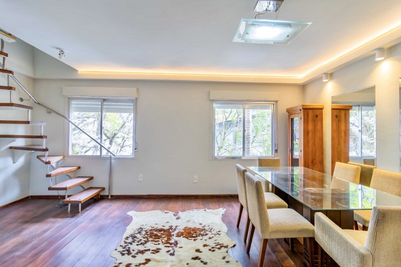 R$ 515.000 - APARTAMENTO DUPLEX - 77M2 - 1 DORM - DEP&Oacute;SITO - 1 VAGA Rua Mata Bacelar Porto Alegre - 