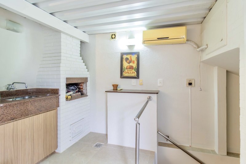 R$ 515.000 - APARTAMENTO DUPLEX - 77M2 - 1 DORM - DEP&Oacute;SITO - 1 VAGA Rua Mata Bacelar Porto Alegre - 