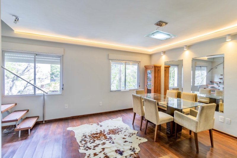 R$ 515.000 - APARTAMENTO DUPLEX - 77M2 - 1 DORM - DEP&Oacute;SITO - 1 VAGA Rua Mata Bacelar Porto Alegre - 