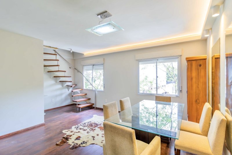 R$ 515.000 - APARTAMENTO DUPLEX - 77M2 - 1 DORM - DEP&Oacute;SITO - 1 VAGA Rua Mata Bacelar Porto Alegre - 