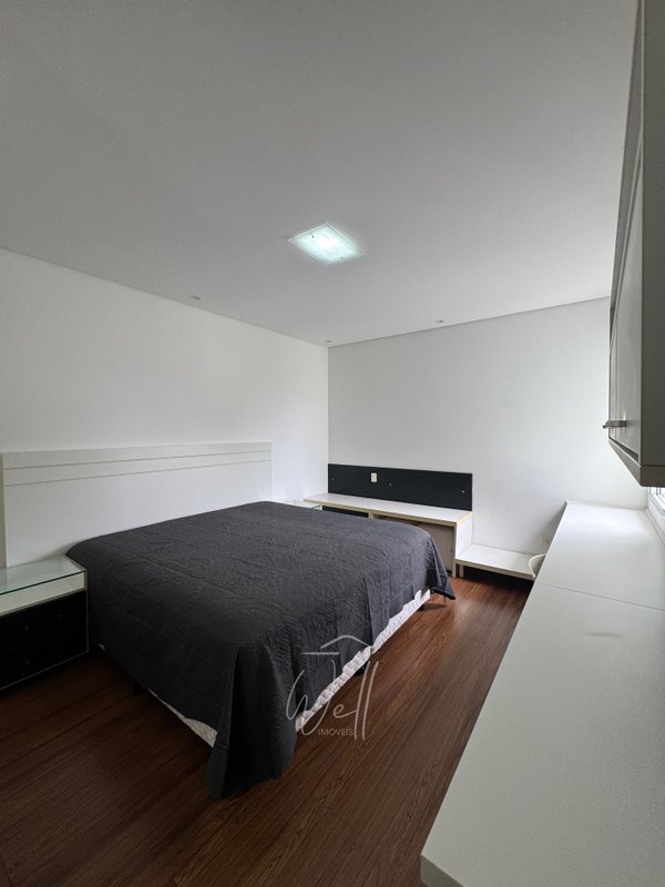 Casa no Condomínio Swiss Park em SBC  - 423m2 -  04 Suítes - 04 vagas Avenida Omar Daibert São Bernardo do Campo - 