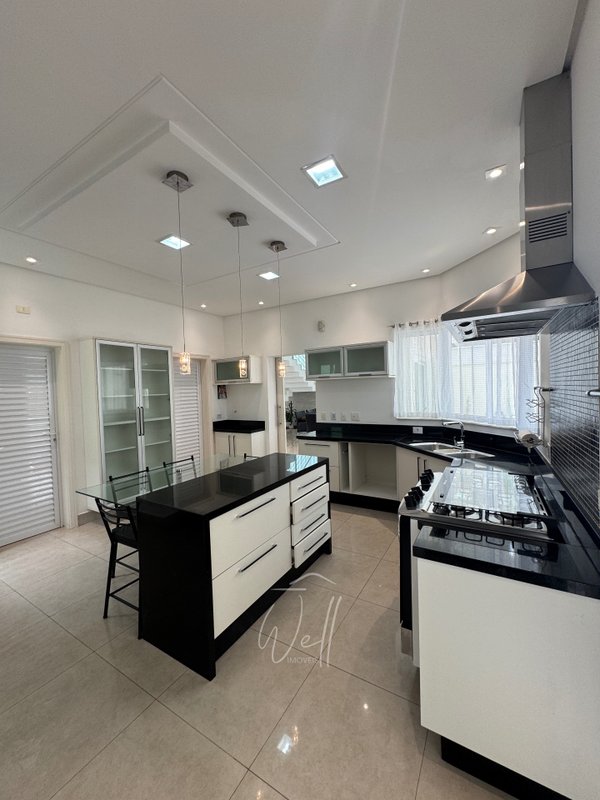 Casa no Condomínio Swiss Park em SBC  - 423m2 -  04 Suítes - 04 vagas Avenida Omar Daibert São Bernardo do Campo - 