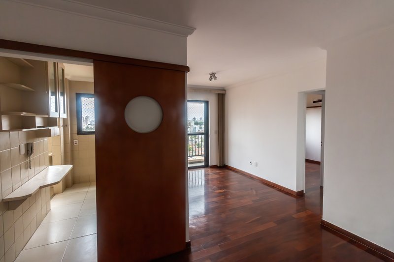 ALUGA-SE APARTAMENTO COM VISTA PANORÂMICA NA VILA MARIANA Rua Paula Ney São Paulo - 