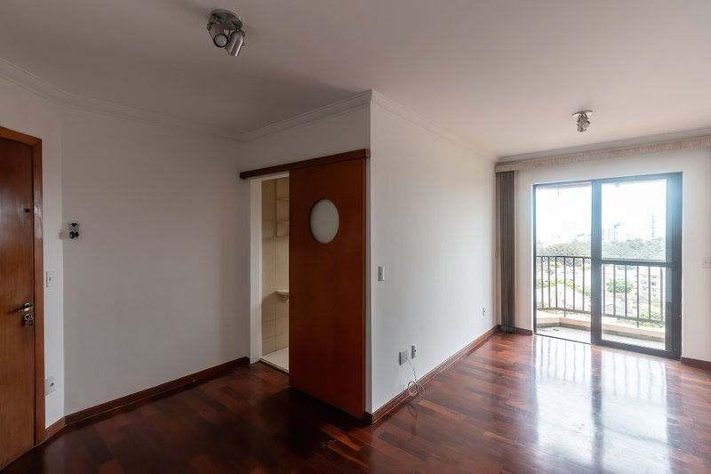 ALUGA-SE APARTAMENTO COM VISTA PANORÂMICA NA VILA MARIANA Rua Paula Ney São Paulo - 