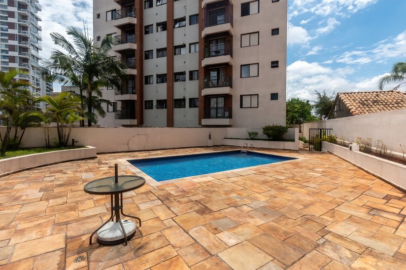 ALUGA-SE APARTAMENTO COM VISTA PANORÂMICA NA VILA MARIANA Rua Paula Ney São Paulo - 