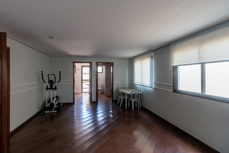 ALUGA-SE APARTAMENTO COM VISTA PANORÂMICA NA VILA MARIANA Rua Paula Ney São Paulo - 