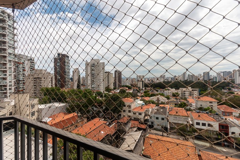 ALUGA-SE APARTAMENTO COM VISTA PANORÂMICA NA VILA MARIANA Rua Paula Ney São Paulo - 