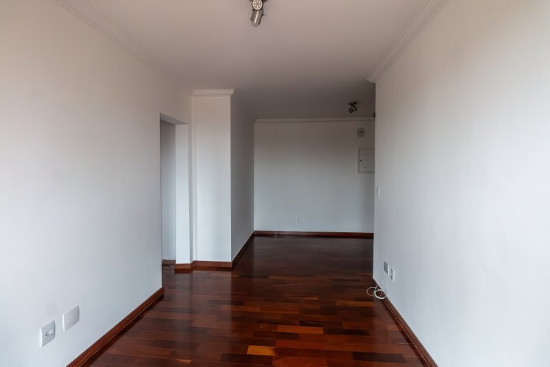 ALUGA-SE APARTAMENTO COM VISTA PANORÂMICA NA VILA MARIANA Rua Paula Ney São Paulo - 