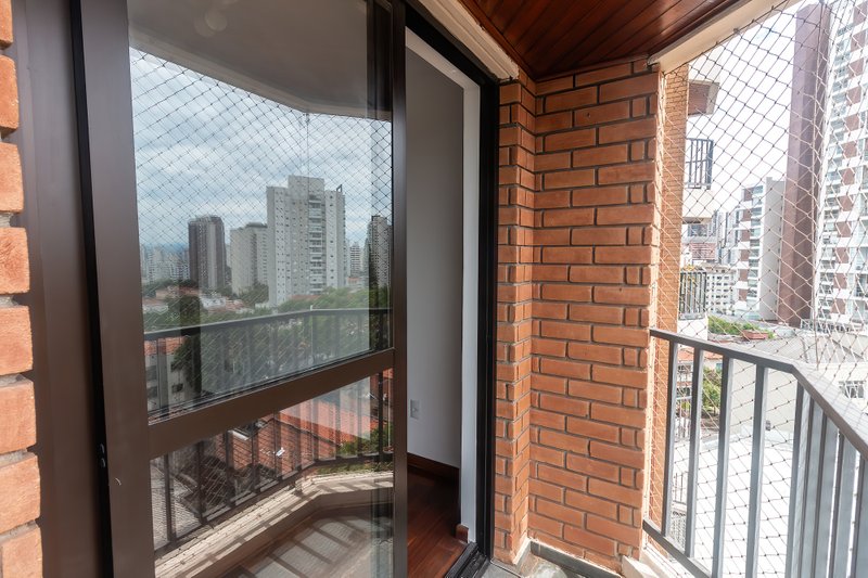 ALUGA-SE APARTAMENTO COM VISTA PANORÂMICA NA VILA MARIANA Rua Paula Ney São Paulo - 