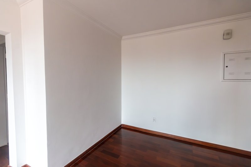 ALUGA-SE APARTAMENTO COM VISTA PANORÂMICA NA VILA MARIANA Rua Paula Ney São Paulo - 