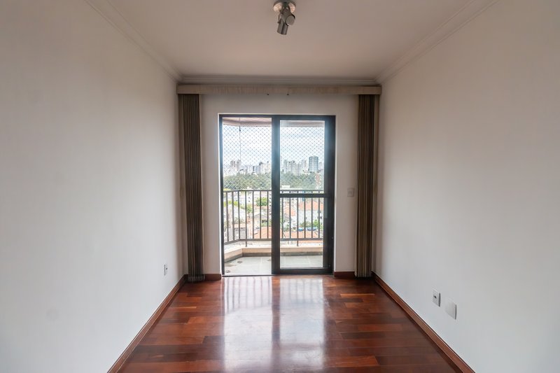 ALUGA-SE APARTAMENTO COM VISTA PANORÂMICA NA VILA MARIANA Rua Paula Ney São Paulo - 