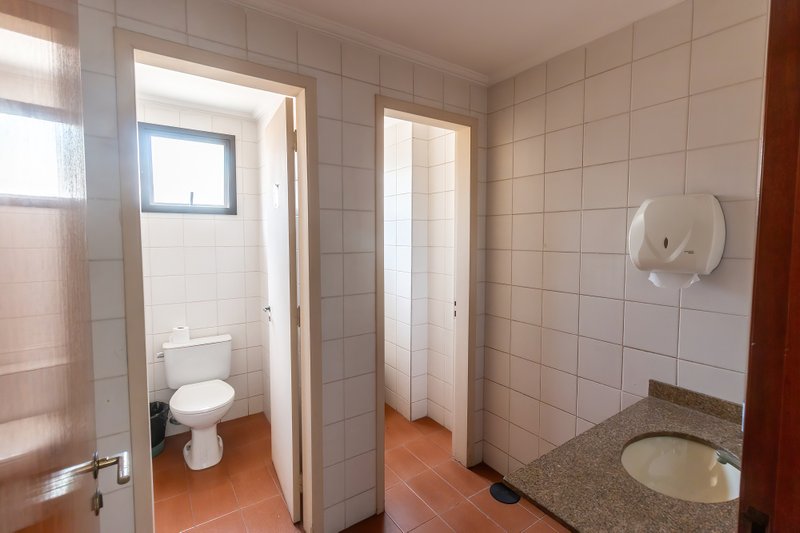 ALUGA-SE APARTAMENTO COM VISTA PANORÂMICA NA VILA MARIANA Rua Paula Ney São Paulo - 