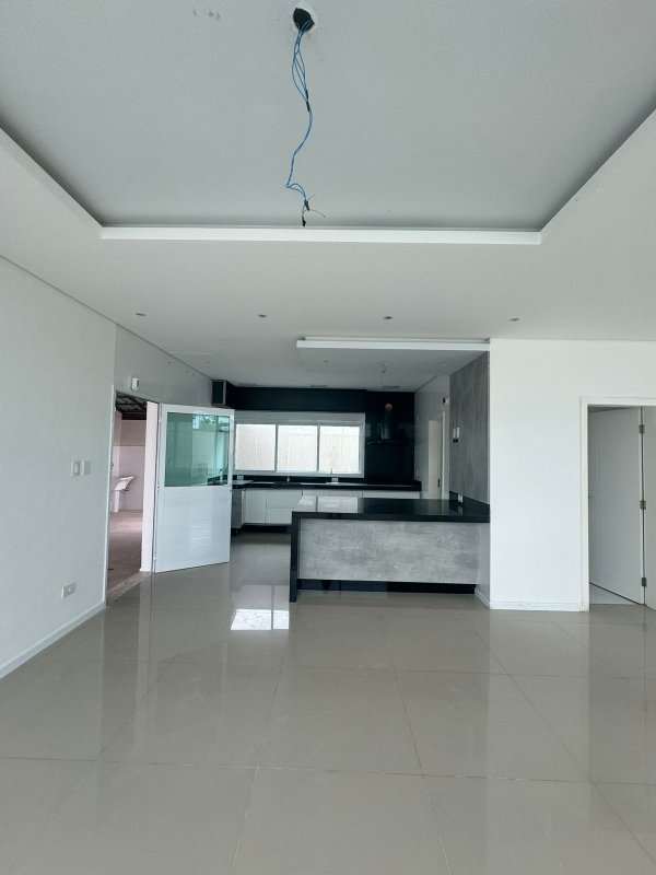 Casa de Alto Padrão – Indaiá, Caraguatatuba  Caraguatatuba - 