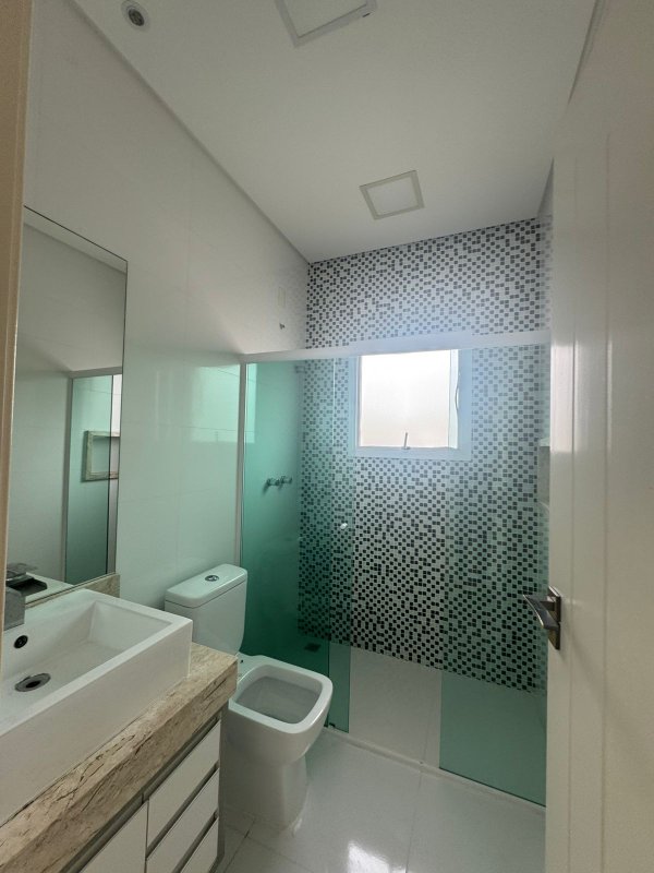 Casa de Alto Padrão – Indaiá, Caraguatatuba  Caraguatatuba - 