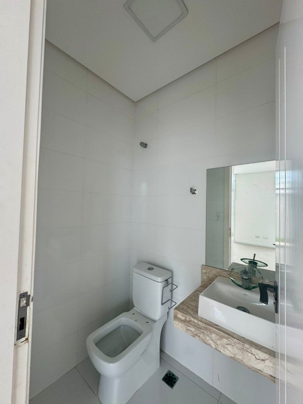 Casa de Alto Padrão – Indaiá, Caraguatatuba  Caraguatatuba - 