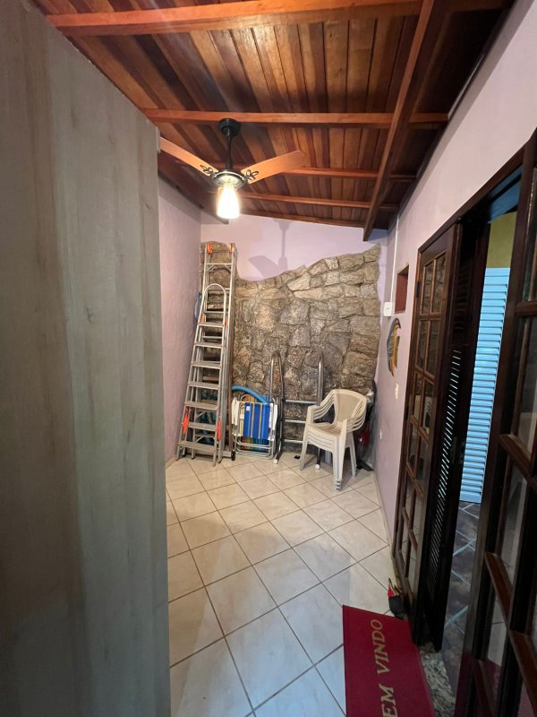 🌴✨ Sua oportunidade no Indaiá pertinho do Poupatempo!!  Caraguatatuba - 