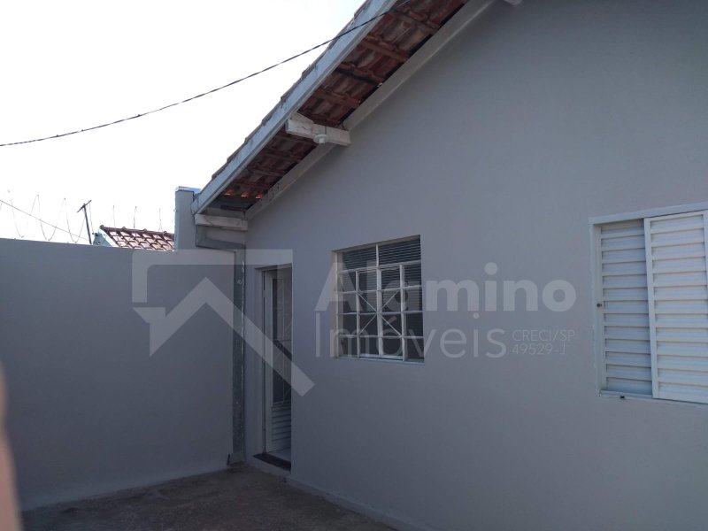 Geisel – Três Imóveis C/ 01 e 02 Dorms  Bauru - 