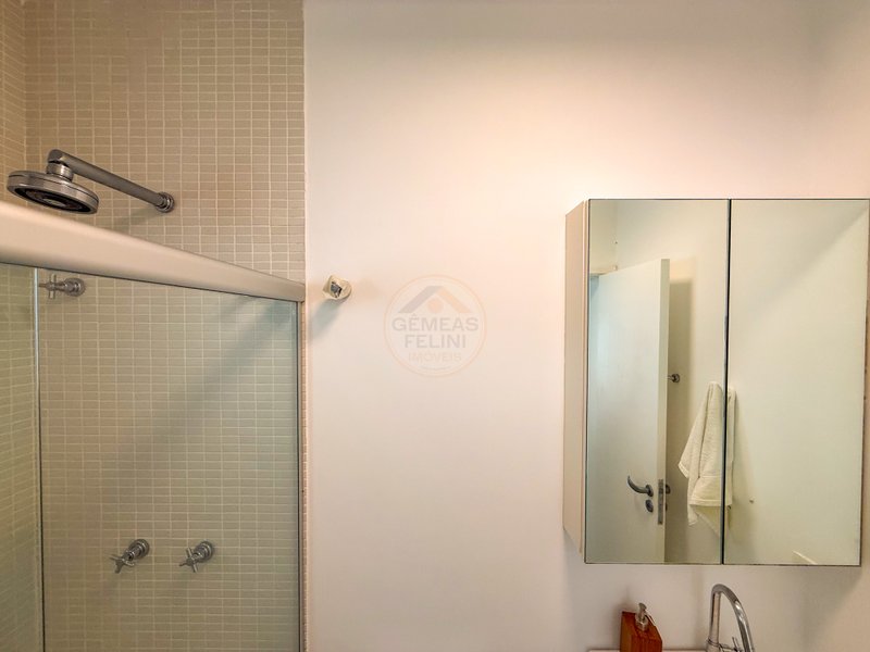 Casa aconchegante em Condomínio na Praia de Juquehy - À VENDA  São Sebastião - 