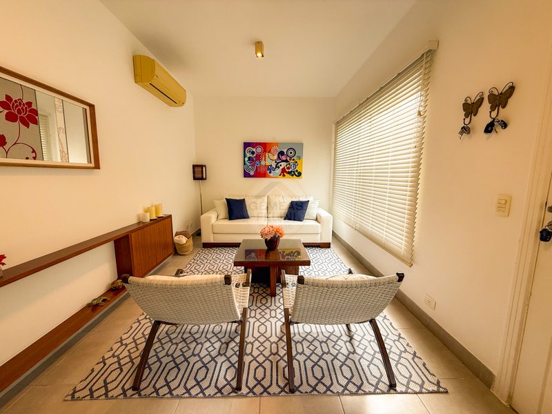 Casa aconchegante em Condomínio na Praia de Juquehy - À VENDA  São Sebastião - 