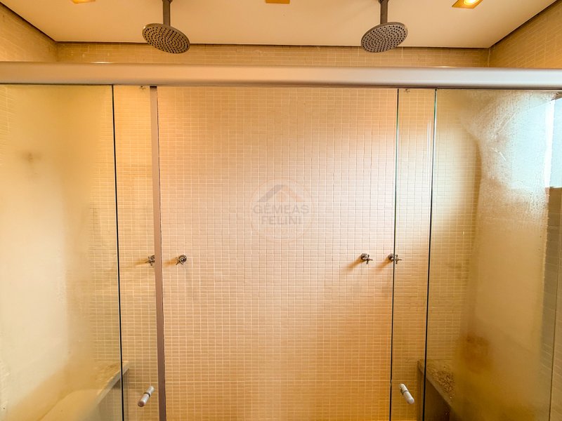 Casa aconchegante em Condomínio na Praia de Juquehy - À VENDA  São Sebastião - 