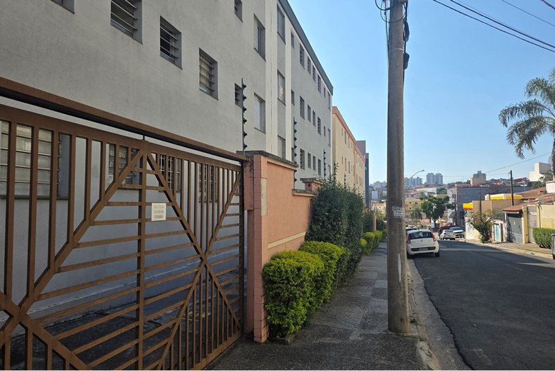 Apartamento &agrave; venda, 64, 2 Dorm. - R$ 190.000 - Residencial Stefane - Centro  Sorocaba/SP Avenida Doutor Afonso Vergueiro Sorocaba - 