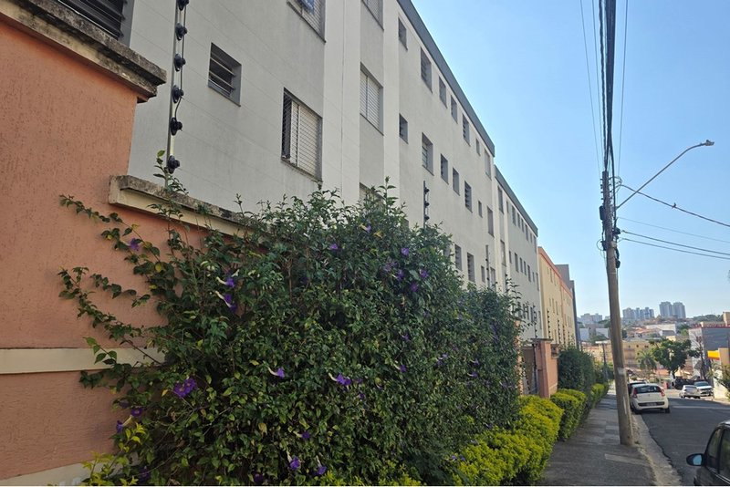 Apartamento &agrave; venda, 64, 2 Dorm. - R$ 190.000 - Residencial Stefane - Centro  Sorocaba/SP Avenida Doutor Afonso Vergueiro Sorocaba - 