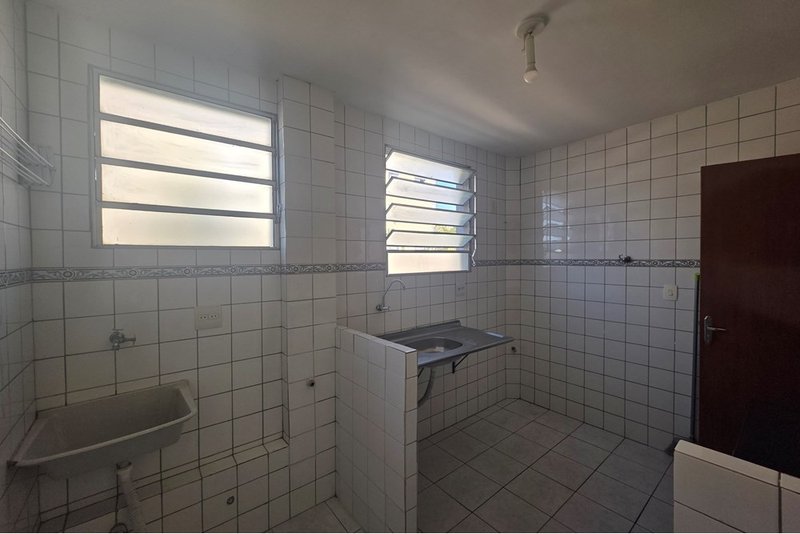 Apartamento &agrave; venda, 64, 2 Dorm. - R$ 190.000 - Residencial Stefane - Centro  Sorocaba/SP Avenida Doutor Afonso Vergueiro Sorocaba - 