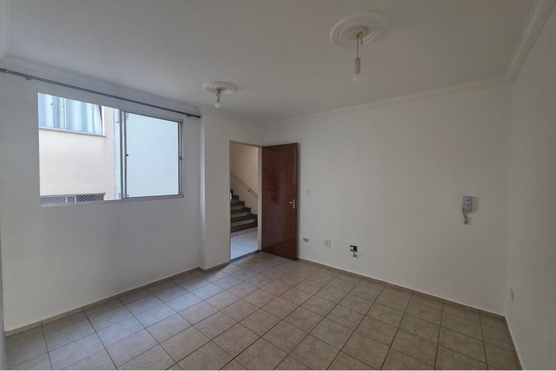 Apartamento &agrave; venda, 64, 2 Dorm. - R$ 190.000 - Residencial Stefane - Centro  Sorocaba/SP Avenida Doutor Afonso Vergueiro Sorocaba - 