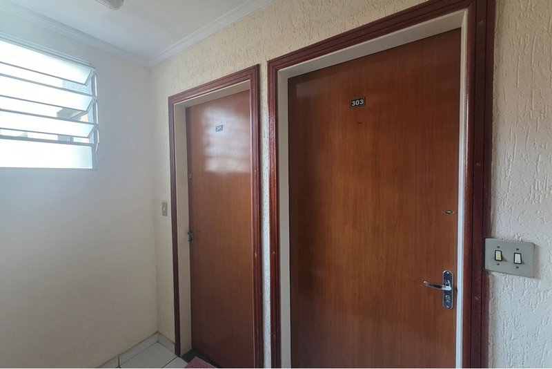 Apartamento &agrave; venda, 64, 2 Dorm. - R$ 190.000 - Residencial Stefane - Centro  Sorocaba/SP Avenida Doutor Afonso Vergueiro Sorocaba - 