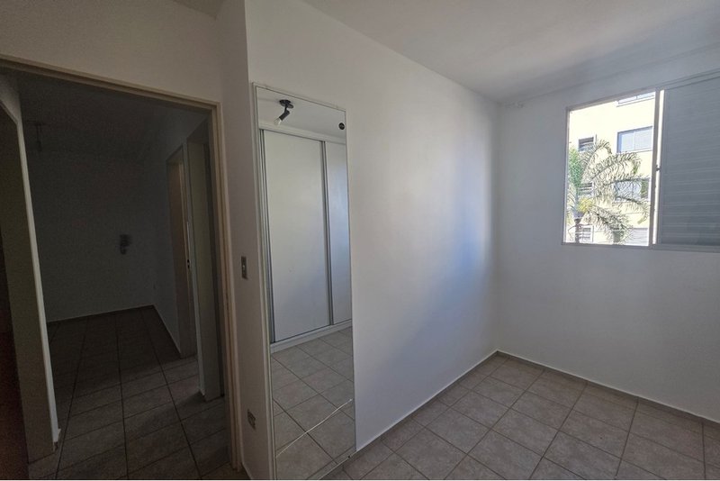 Apartamento &agrave; venda, 64, 2 Dorm. - R$ 190.000 - Residencial Stefane - Centro  Sorocaba/SP Avenida Doutor Afonso Vergueiro Sorocaba - 