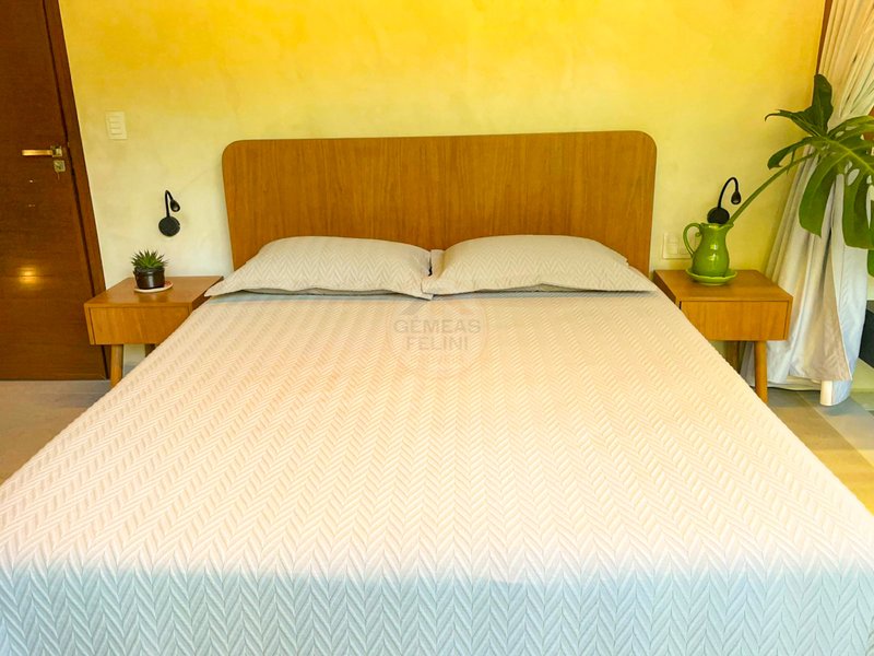 Casa no Condomínio com Piscina Privativa e Natureza - VENDA  São Sebastião - 