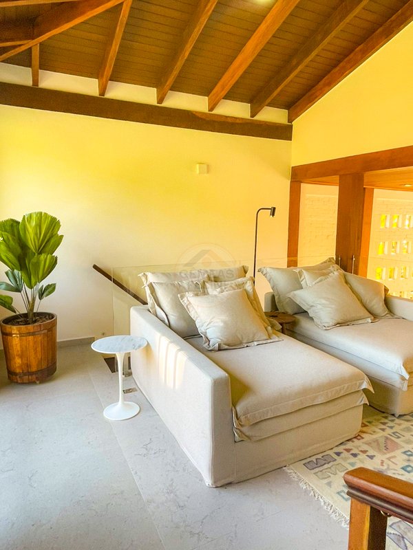 Casa no Condomínio com Piscina Privativa e Natureza - VENDA  São Sebastião - 