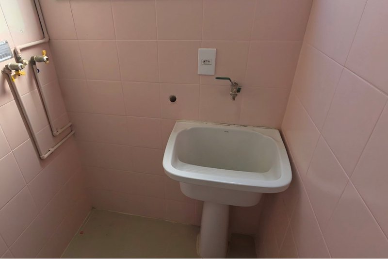 Apartamento &agrave; Venda, 70m -  3 Dorm. 1 Suite - R$ 280.000 -  Resid. Esplanada - Votorantim Avenida Gisele Constantino Votorantim - 