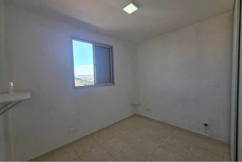 Apartamento &agrave; Venda, 70m -  3 Dorm. 1 Suite - R$ 280.000 -  Resid. Esplanada - Votorantim Avenida Gisele Constantino Votorantim - 