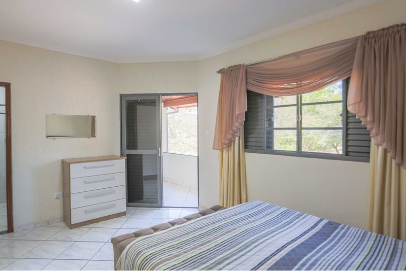 Casa &agrave; venda, 204m - 3 Dormit&oacute;rios. Sendo 1 Suite - R$ 445.000 - Jd. Napoli - Sorocaba SP Rua Laercio Rocha Sorocaba - 