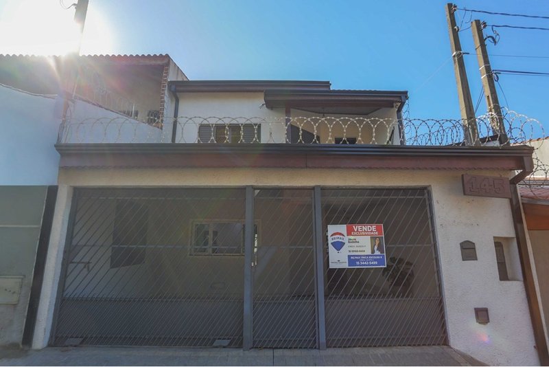 Casa &agrave; venda, 204m - 3 Dormit&oacute;rios. Sendo 1 Suite - R$ 445.000 - Jd. Napoli - Sorocaba SP Rua Laercio Rocha Sorocaba - 