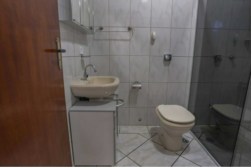 Casa &agrave; venda, 204m - 3 Dormit&oacute;rios. Sendo 1 Suite - R$ 445.000 - Jd. Napoli - Sorocaba SP Rua Laercio Rocha Sorocaba - 